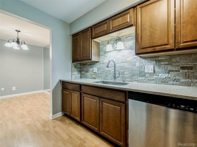 34763 MAPLE LANE Drive 57, Sterling Heights, MI 48312