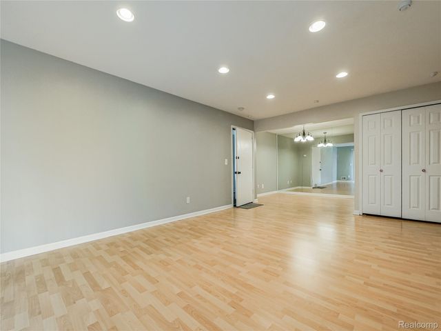 34763 MAPLE LANE Drive 57, Sterling Heights, MI 48312