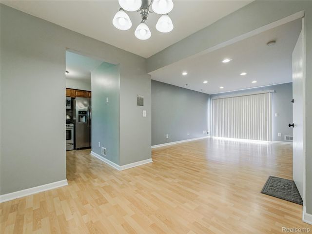 34763 MAPLE LANE Drive 57, Sterling Heights, MI 48312