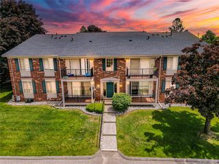 34763 MAPLE LANE Drive 57, Sterling Heights, MI 48312