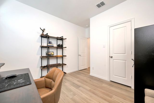 2604 Starwater Drive, Fort Worth, TX 76179