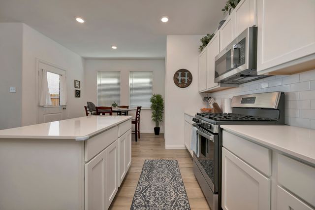 2604 Starwater Drive, Fort Worth, TX 76179