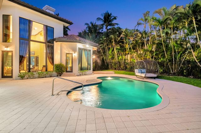 19220 Fox Landing Drive, Boca Raton, FL 33434