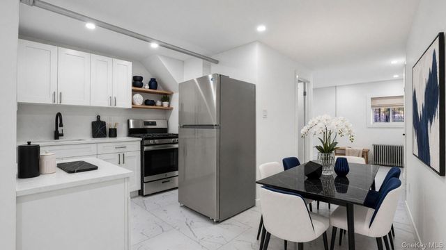 4135 Murdock Avenue, Bronx, NY 10466