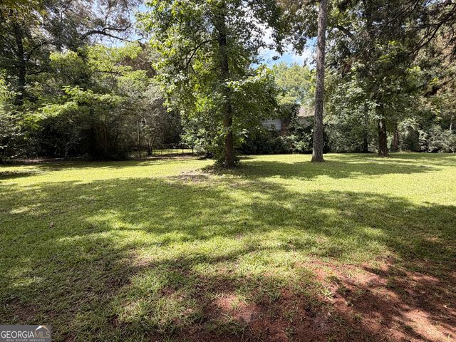 7194 Everett Drive, Macon, GA 31216