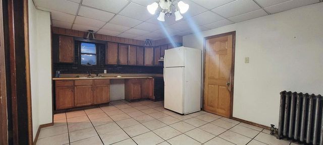 605 S GREENWOOD AVENUE, Green Bay, WI 54303