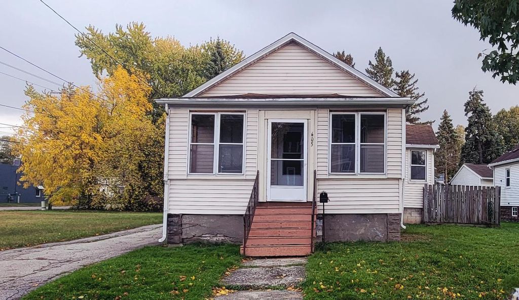 605 S GREENWOOD AVENUE, Green Bay, WI 54303