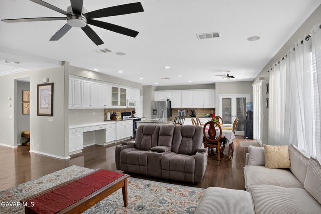 6232 W Spice Street, Lancaster, CA 93536