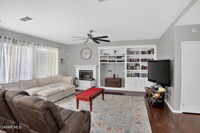 6232 W Spice Street, Lancaster, CA 93536