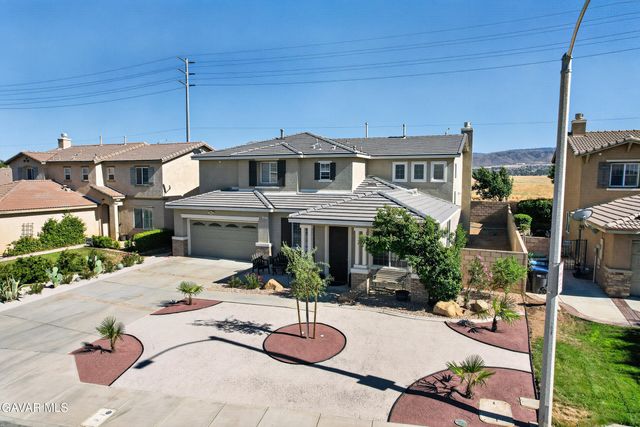 6232 W Spice Street, Lancaster, CA 93536