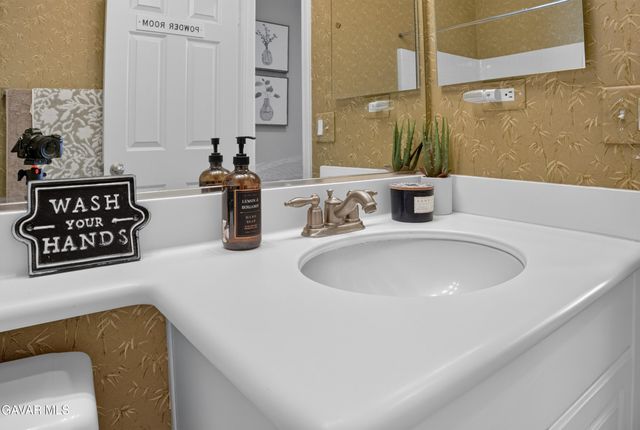 6232 W Spice Street, Lancaster, CA 93536