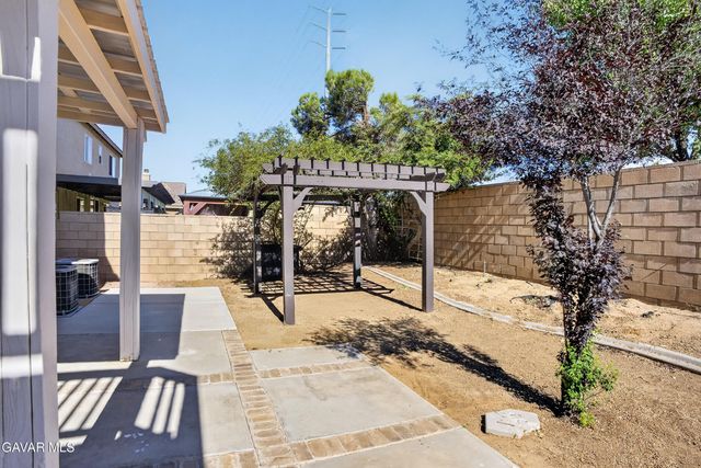 6232 W Spice Street, Lancaster, CA 93536