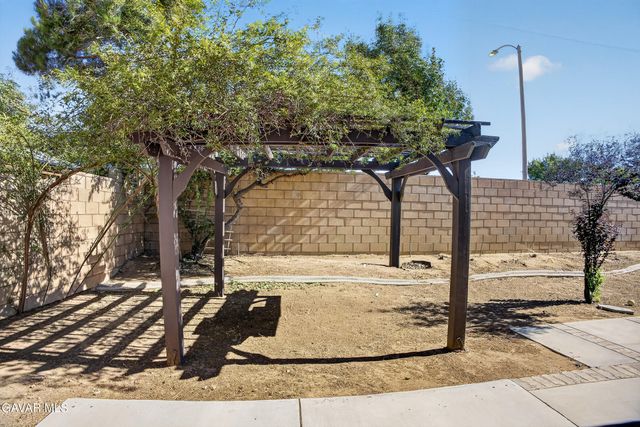 6232 W Spice Street, Lancaster, CA 93536