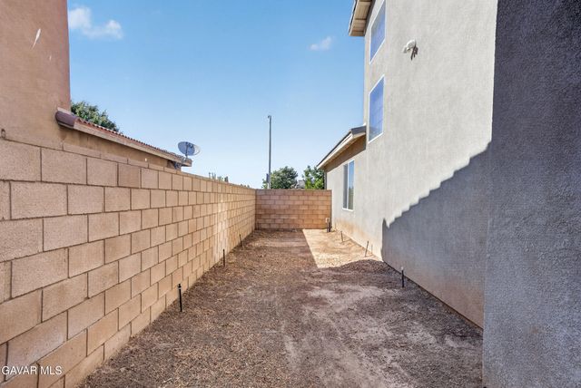 6232 W Spice Street, Lancaster, CA 93536