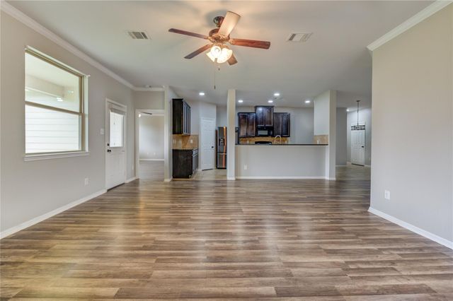 3102 Sandpiper Drive, Texas City, TX 77590