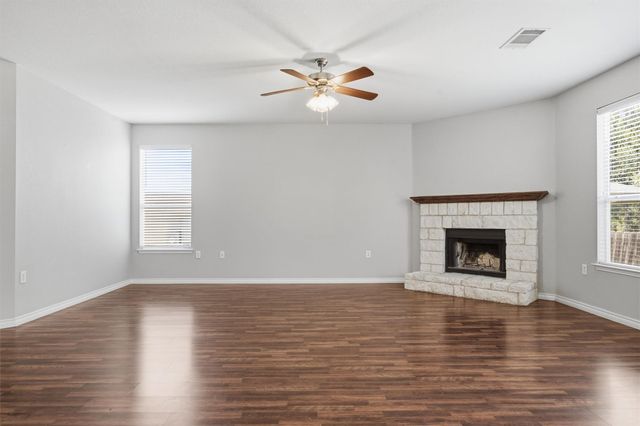 5313 Park At Woodlands DR, Austin, TX 78724