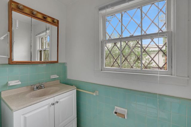 4119 Fernwood Drive, Houston, TX 77021
