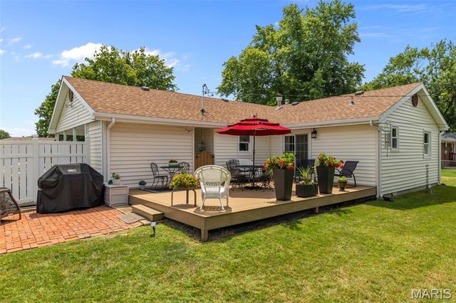111 Freedom Drive, Belleville, IL 62226