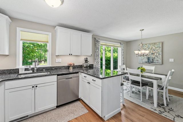 3 Salisbury Road, Nashua, NH 03064