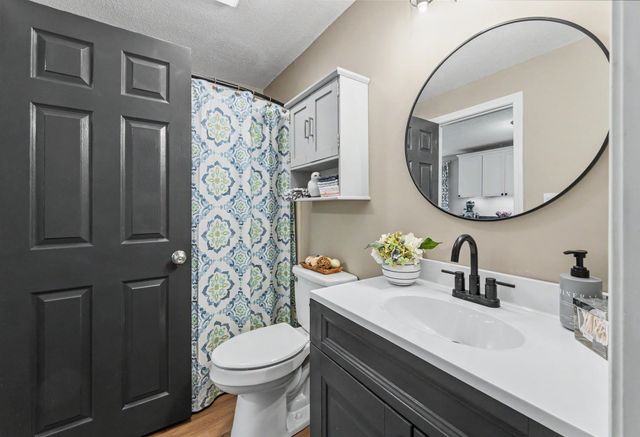 3 Salisbury Road, Nashua, NH 03064