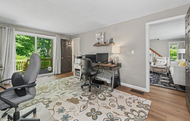 3 Salisbury Road, Nashua, NH 03064