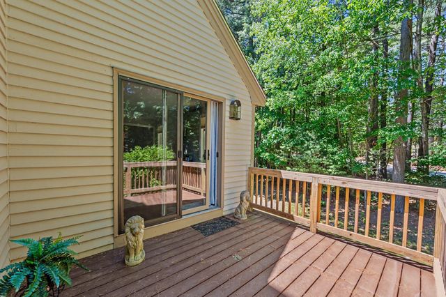 3 Salisbury Road, Nashua, NH 03064