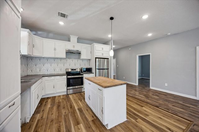 3025 Drew Street, Houston, TX 77004