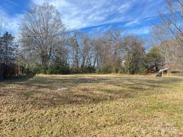 1073 Springdale Drive, Maiden, NC 28650