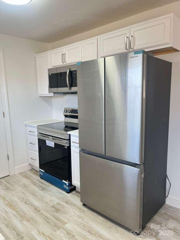 1073 Springdale Drive, Maiden, NC 28650