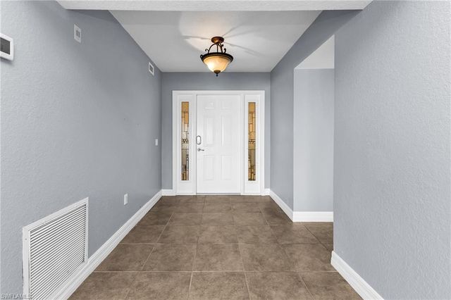 101 N Marion CT 213, Punta Gorda, FL 33950