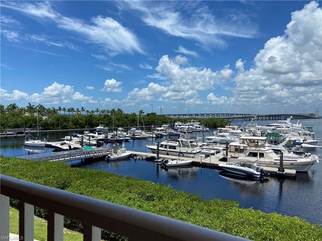 101 N Marion CT 213, Punta Gorda, FL 33950