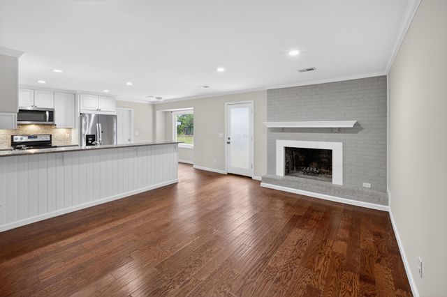 125 Mellard Drive, Goose Creek, SC 29445