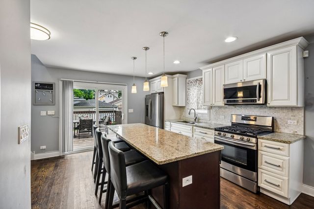 3531 Scoville Avenue, Berwyn, IL 60402