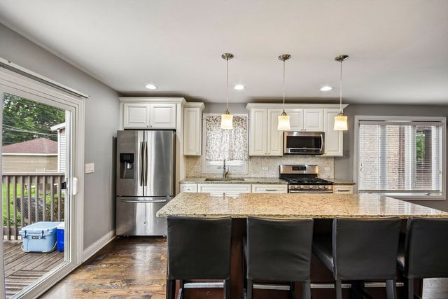 3531 Scoville Avenue, Berwyn, IL 60402