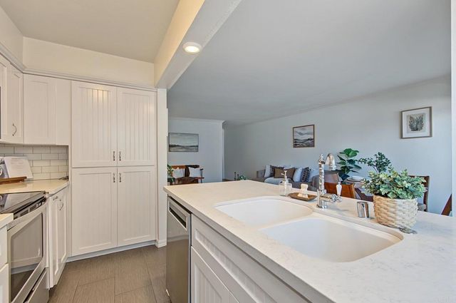 4290 5th, San Diego, CA 92103