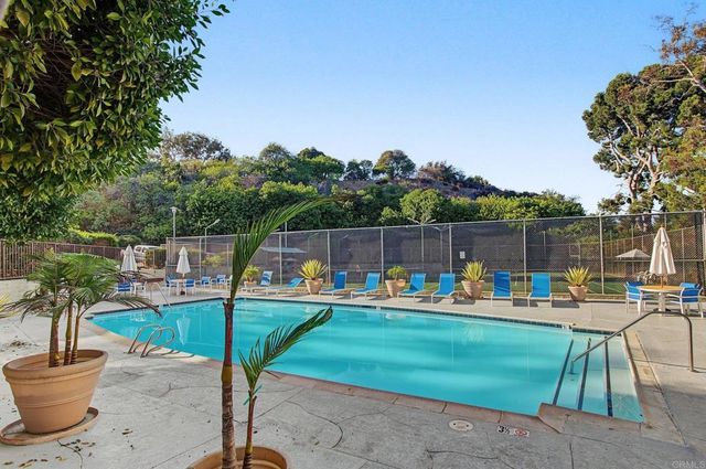 4290 5th, San Diego, CA 92103