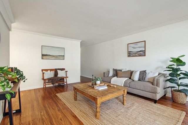 4290 5th, San Diego, CA 92103