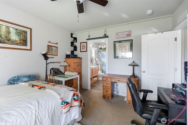 131 Silverthistle Road, Winlock, WA 98596