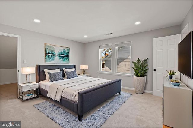 3809 W COLD SPRING LN, Baltimore, MD 21215