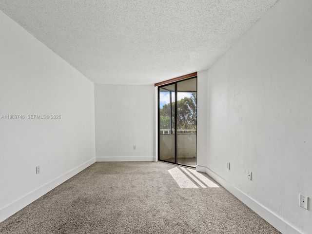 8365 SW 152nd Avenue C310, Miami, FL 33193