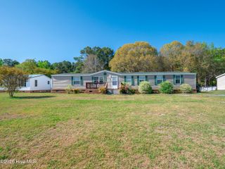 108 Manchester Lane, Holly Ridge, NC 28445