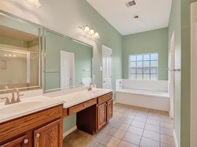 2209 Cochise Trail, League City, TX 77573