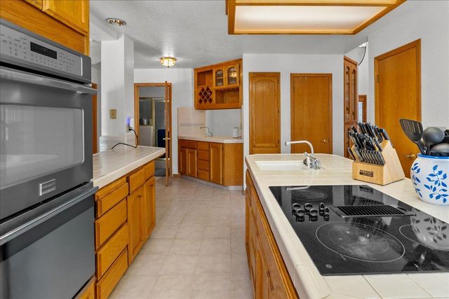 3512 Viader Dr, Modesto, CA 95356