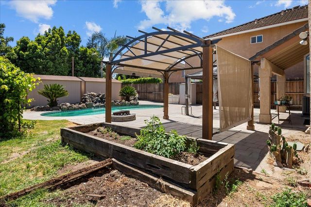 3512 Viader Dr, Modesto, CA 95356