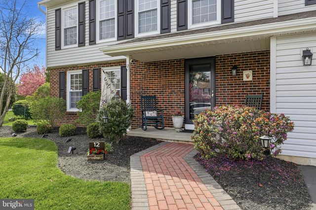 12 STERLING DR, Horsham, PA 19044