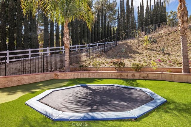 26829 Brooken Avenue, Canyon Country, CA 91387