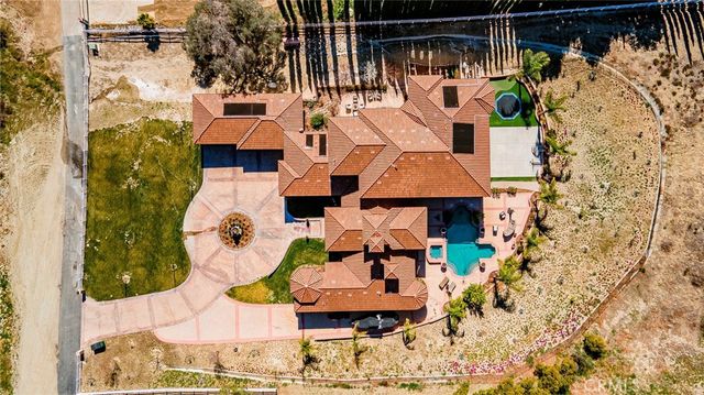 26829 Brooken Avenue, Canyon Country, CA 91387