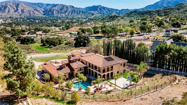26829 Brooken Avenue, Canyon Country, CA 91387