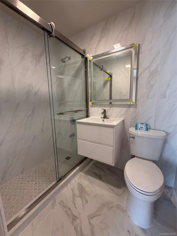 4231 Colden Street F7A, Flushing, NY 11355