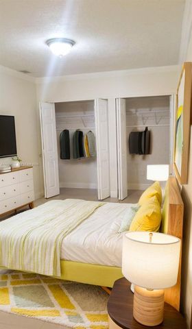 1071 W 66th St 0, Hialeah, FL 33012